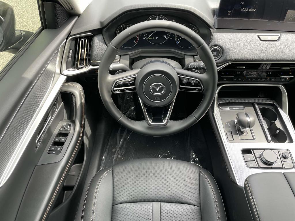 new 2025 Mazda CX-90 car, priced at $43,695