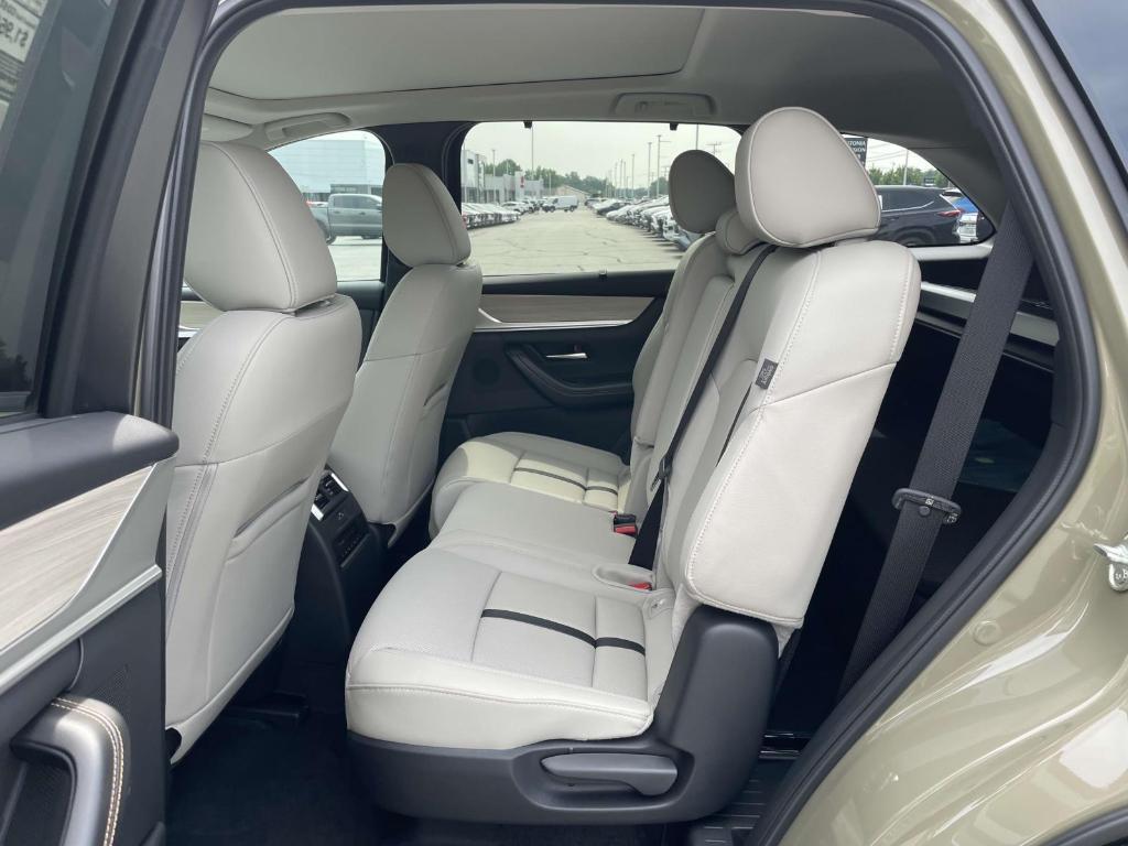 new 2025 Mazda CX-70 PHEV car, priced at $57,370