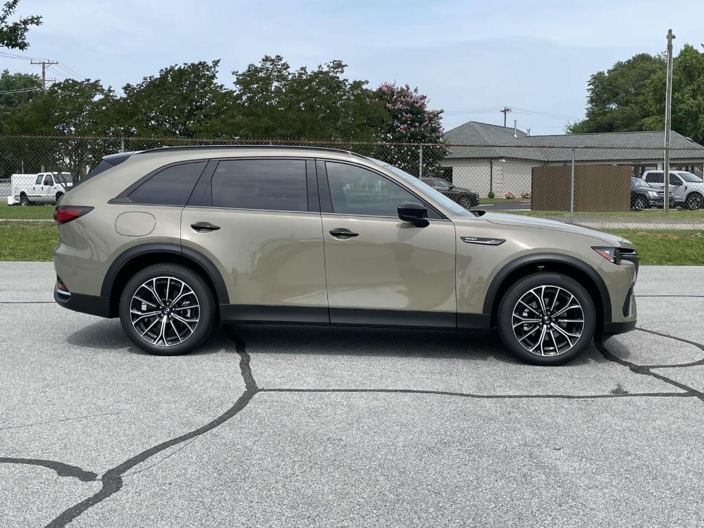 new 2025 Mazda CX-70 PHEV car, priced at $57,370