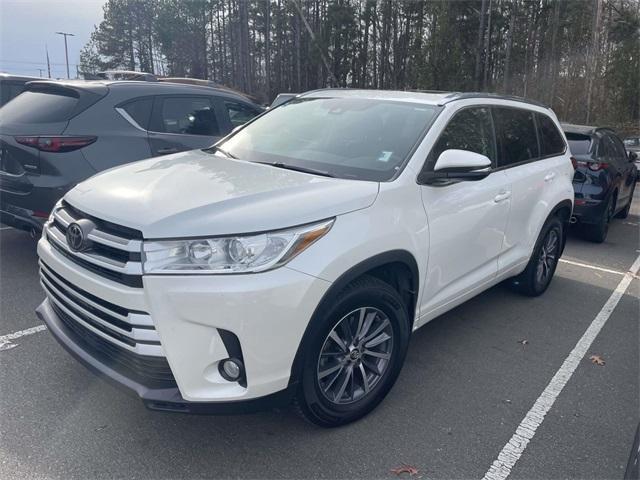 used 2017 Toyota Highlander car, priced at $21,598