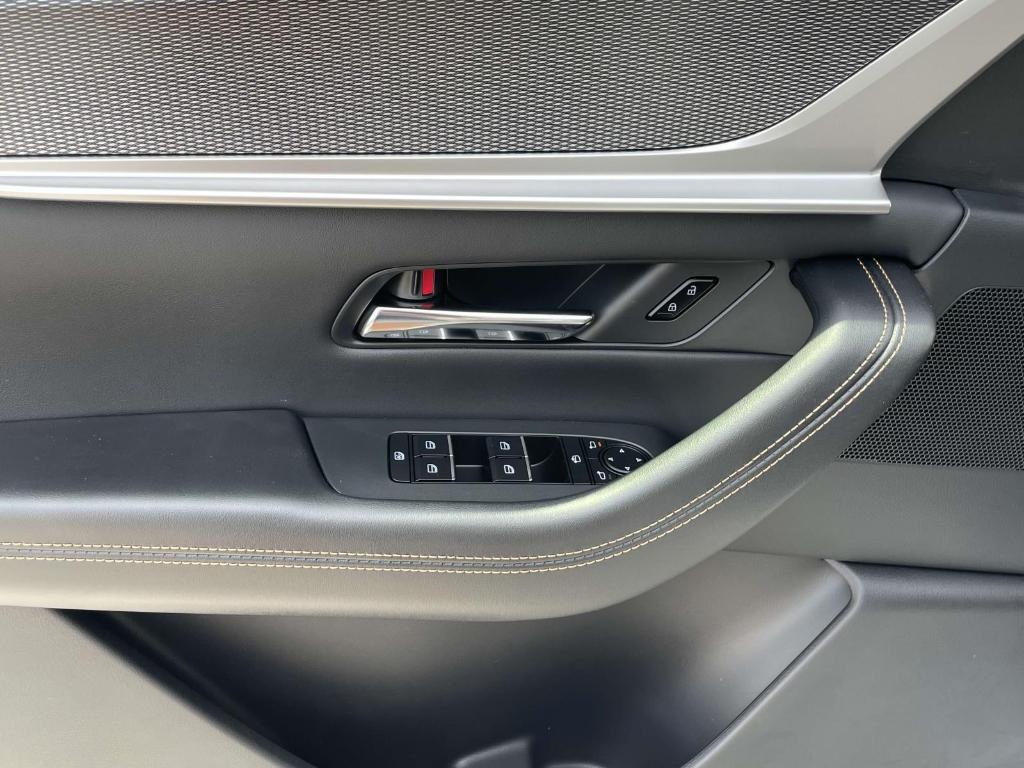 new 2025 Mazda CX-90 car, priced at $51,480
