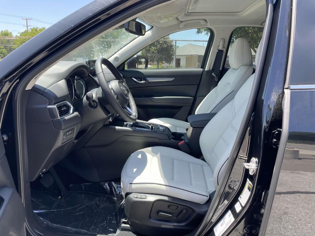 new 2025 Mazda CX-5 car