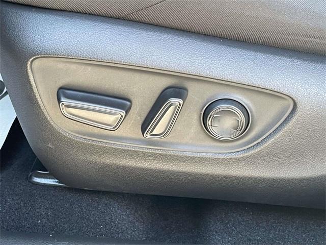 used 2022 Toyota RAV4 Hybrid car, priced at $28,814