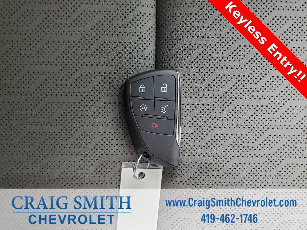 new 2026 Chevrolet Equinox car, priced at $33,945