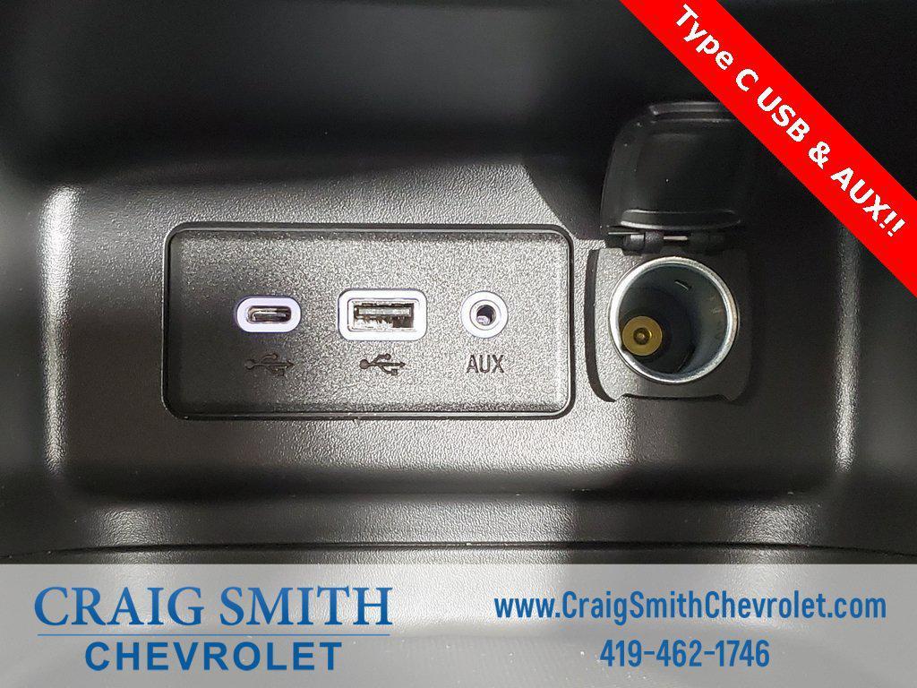 used 2022 Chevrolet Equinox car, priced at $22,121