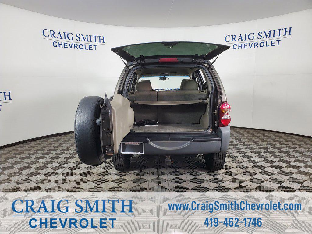 used 2005 Jeep Liberty car, priced at $4,819