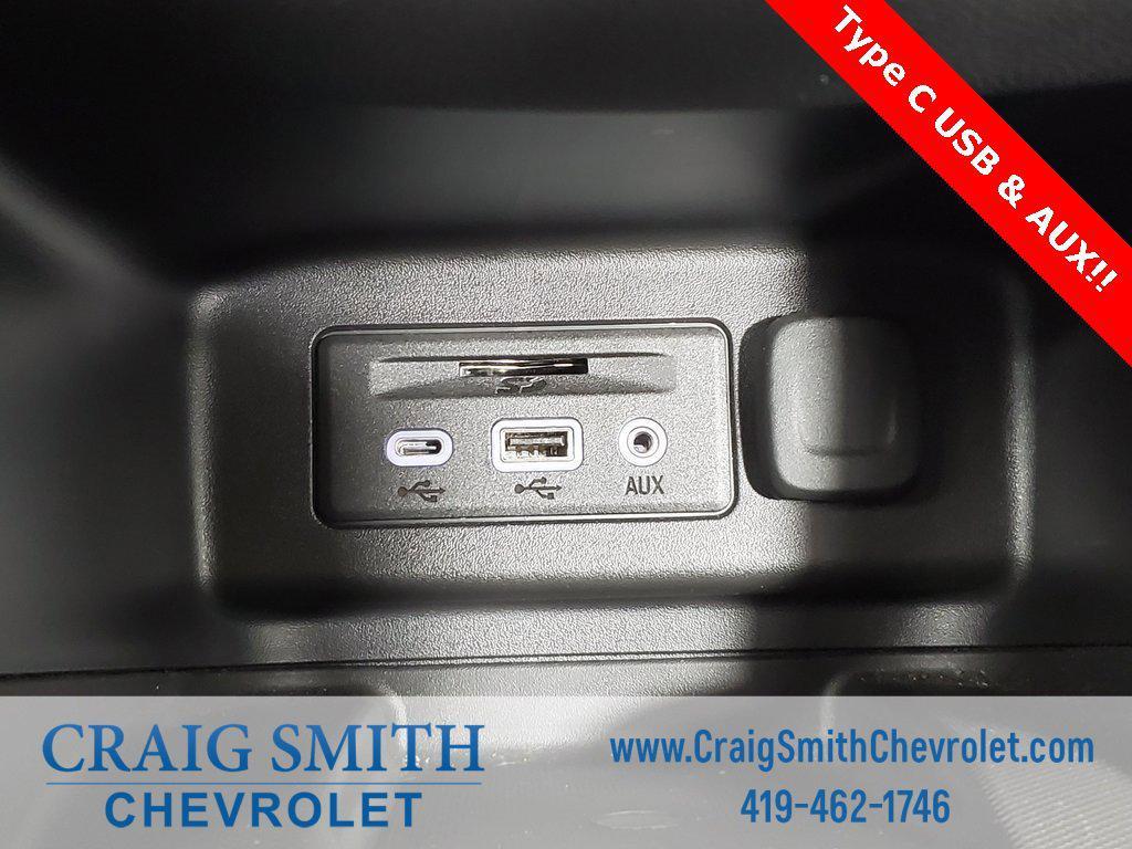 used 2022 Chevrolet Equinox car, priced at $25,460