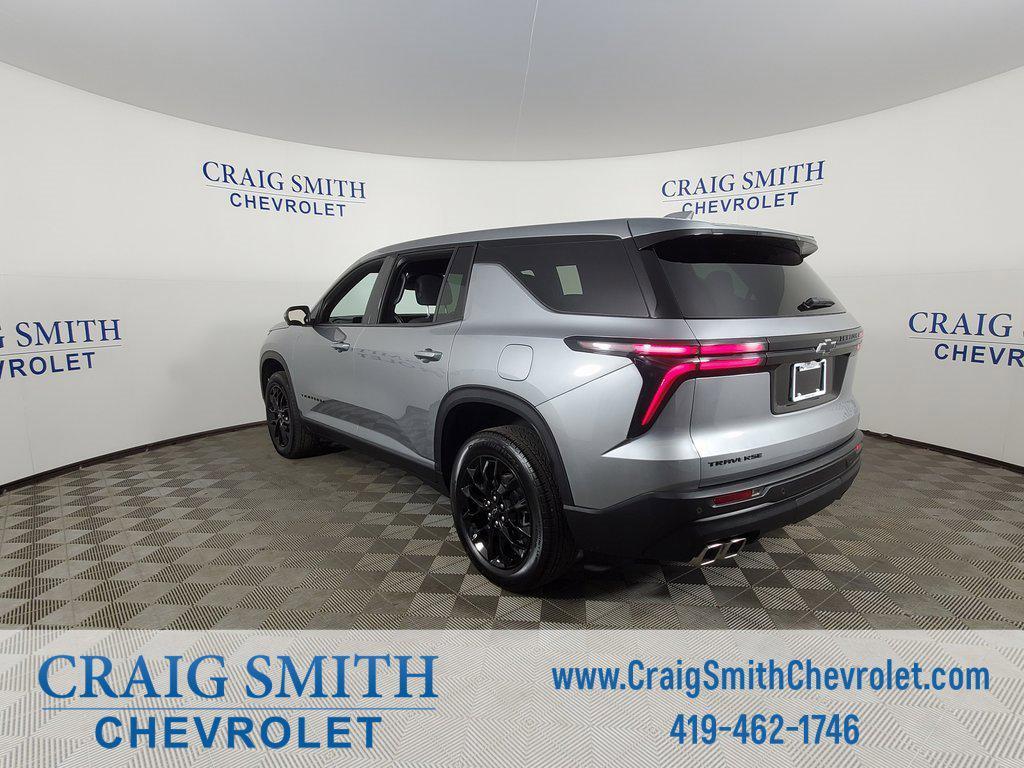used 2024 Chevrolet Traverse car, priced at $37,498