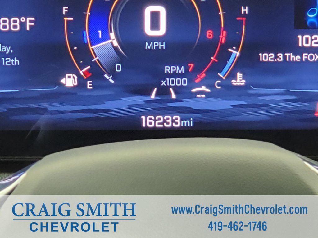used 2024 Chevrolet Traverse car, priced at $37,498