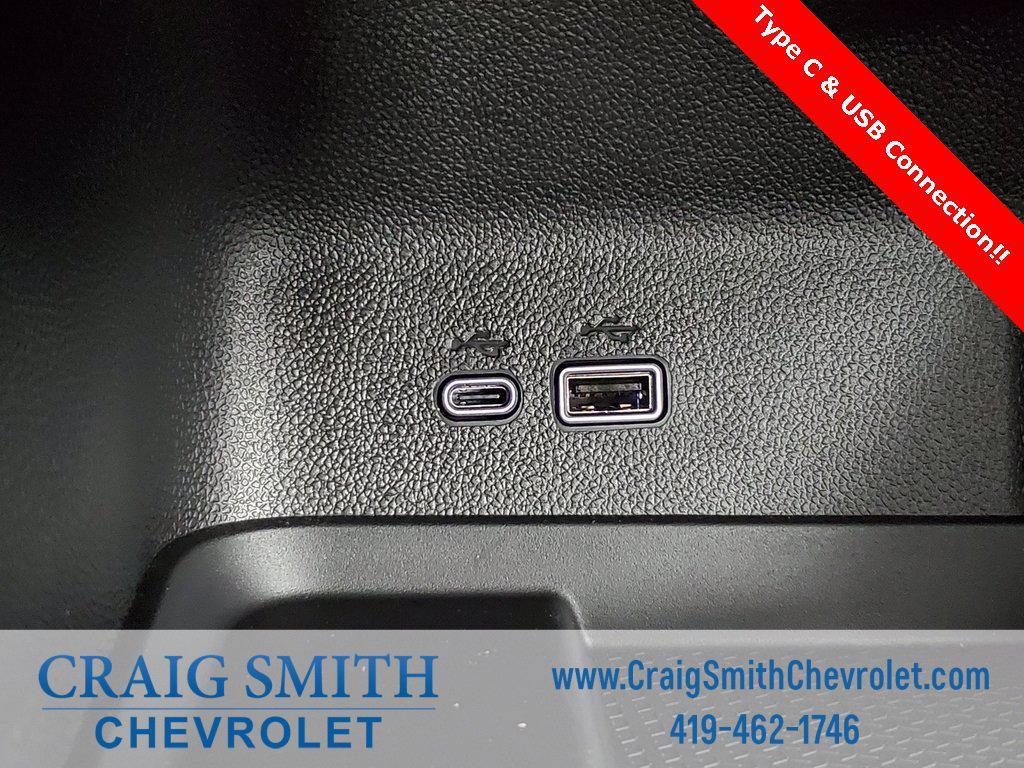 new 2026 Chevrolet Traverse car, priced at $42,695