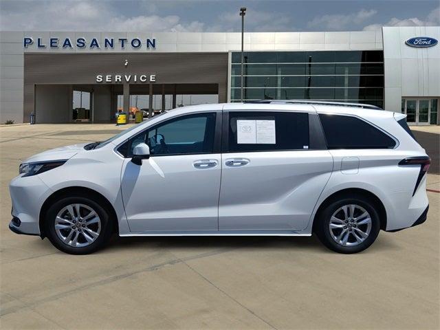 used 2025 Toyota Sienna car, priced at $45,998