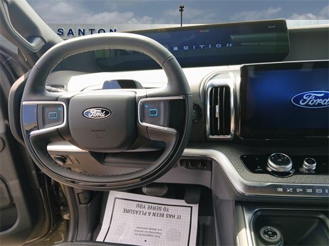 new 2025 Ford Expedition car, priced at $83,945