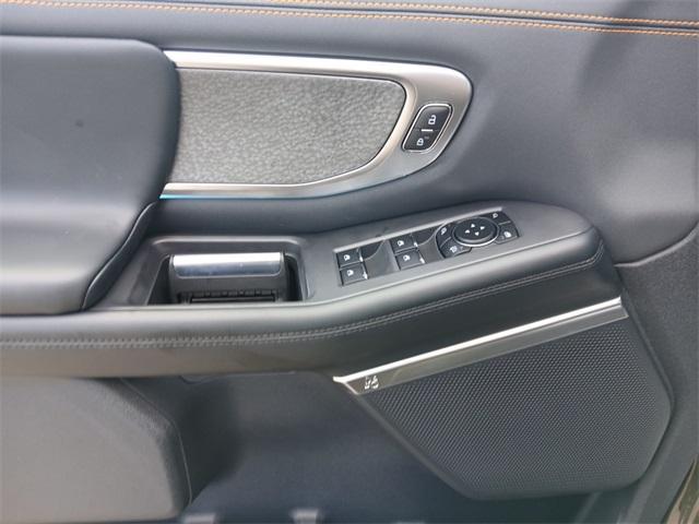 new 2025 Ford Expedition car, priced at $83,945