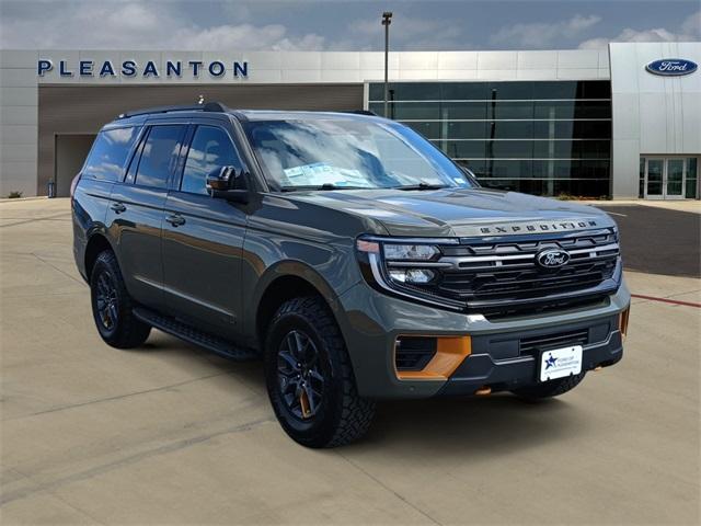 new 2025 Ford Expedition car, priced at $83,945