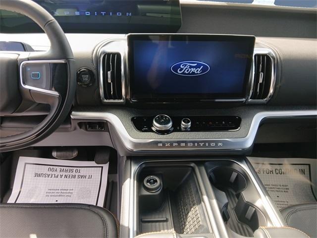 new 2025 Ford Expedition car, priced at $83,945