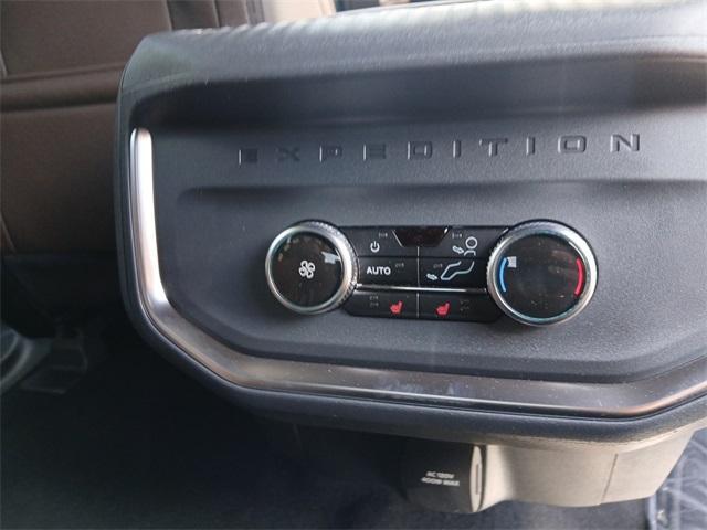 new 2025 Ford Expedition car, priced at $84,923