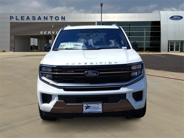 new 2025 Ford Expedition car, priced at $84,923