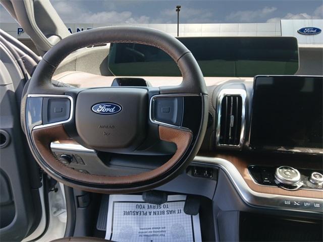 new 2025 Ford Expedition car, priced at $84,923