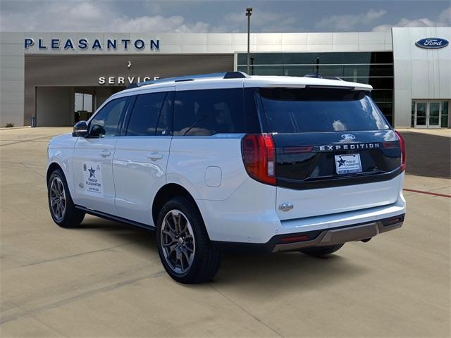 new 2025 Ford Expedition car, priced at $84,923
