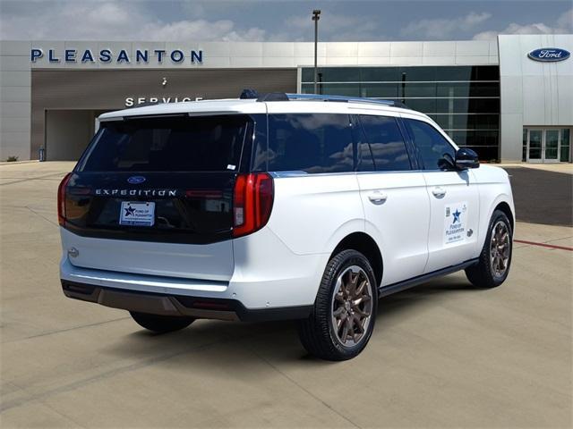 new 2025 Ford Expedition car, priced at $84,923