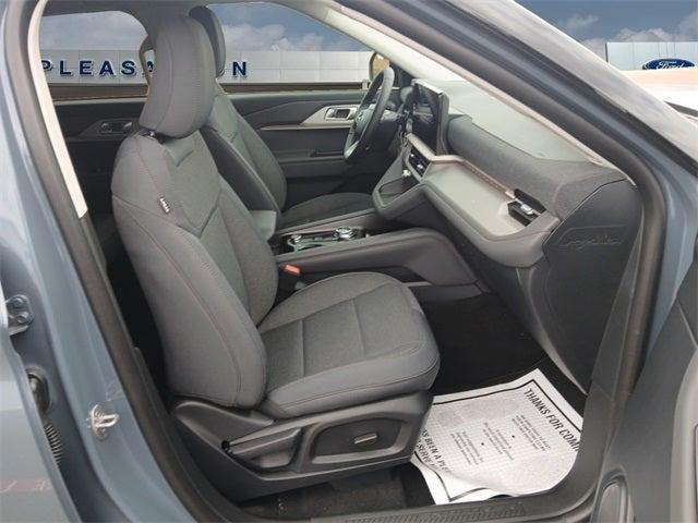 new 2025 Ford Explorer car, priced at $40,350