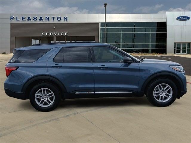 new 2025 Ford Explorer car, priced at $40,350