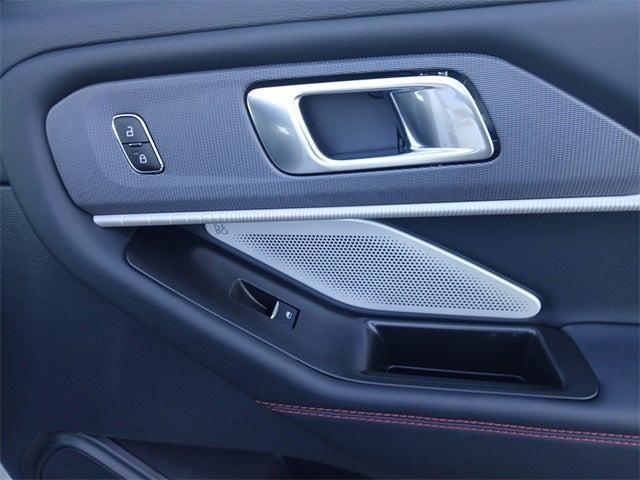 new 2025 Ford Explorer car, priced at $60,155