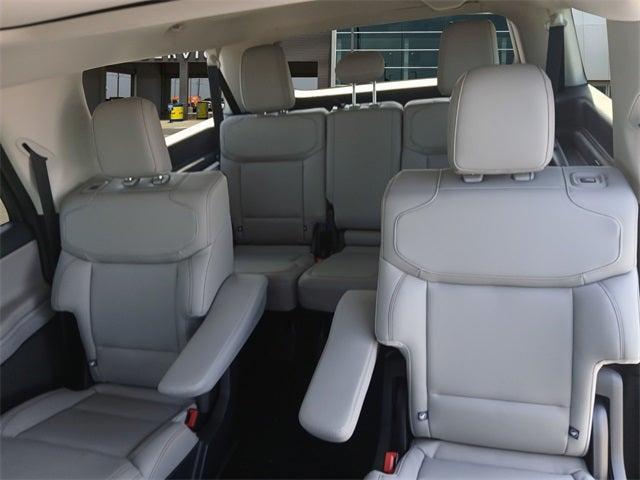 new 2025 Ford Expedition Max car, priced at $72,970