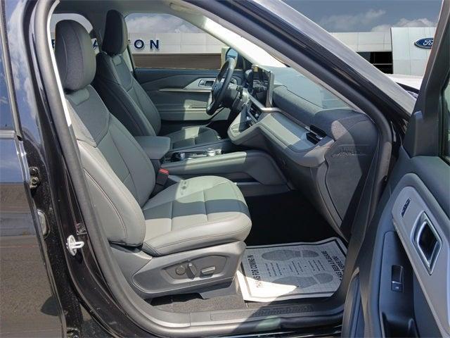 new 2025 Ford Explorer car, priced at $43,998