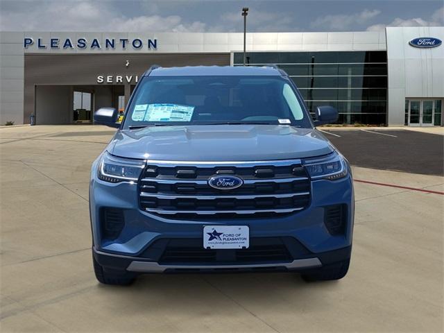 new 2025 Ford Explorer car, priced at $40,588