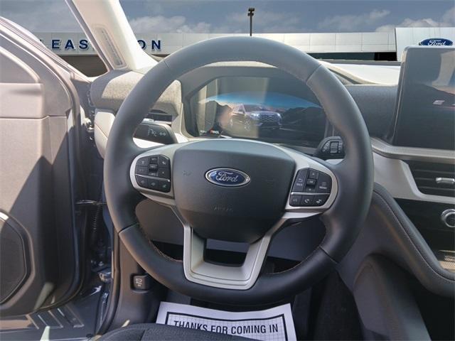 new 2025 Ford Explorer car, priced at $40,588