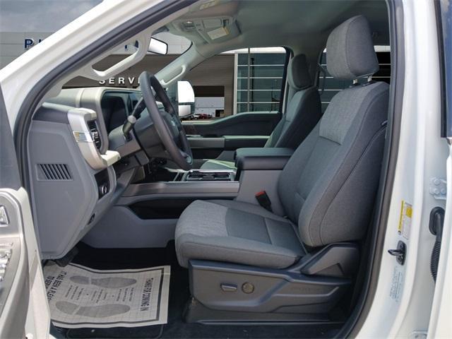 new 2025 Ford F-250 car, priced at $66,070