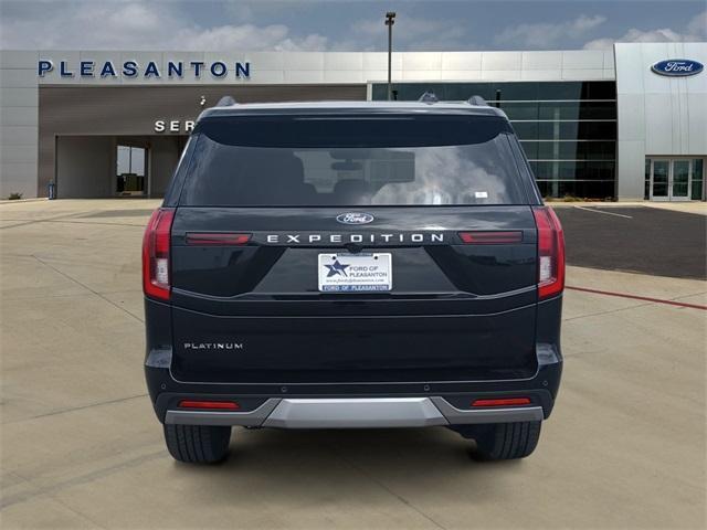 new 2025 Ford Expedition car, priced at $76,945