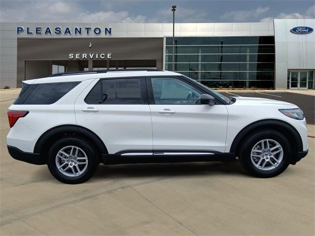 new 2025 Ford Explorer car, priced at $40,888