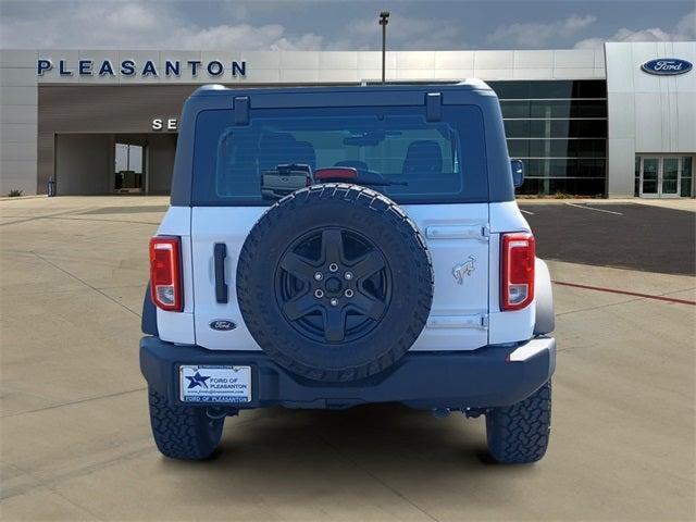 new 2025 Ford Bronco car, priced at $40,000