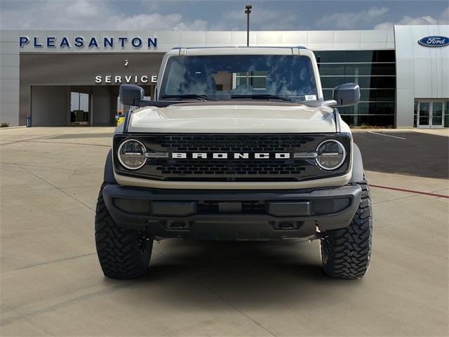 new 2025 Ford Bronco car, priced at $55,362