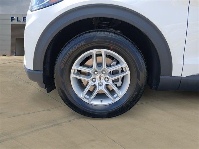 new 2025 Ford Explorer car, priced at $43,560