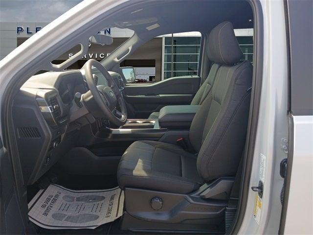 new 2025 Ford F-150 car, priced at $50,777