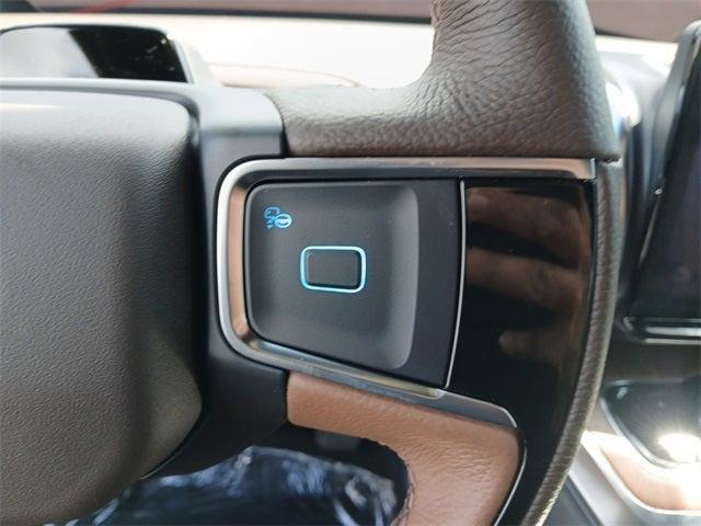 new 2025 Ford Expedition car, priced at $84,987