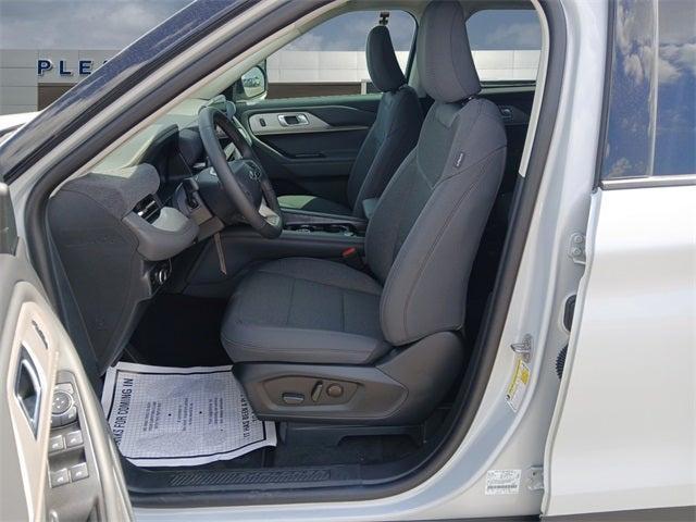 new 2025 Ford Explorer car, priced at $40,500