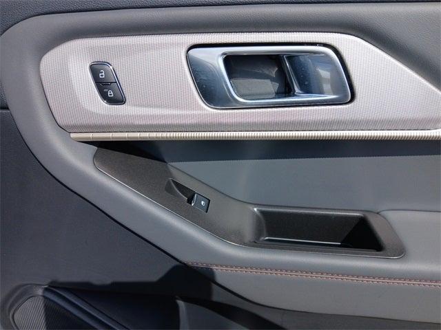 new 2025 Ford Explorer car, priced at $40,500