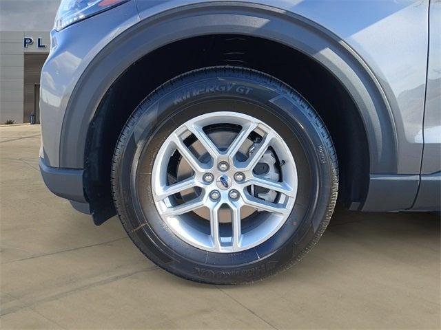 new 2025 Ford Explorer car, priced at $43,165