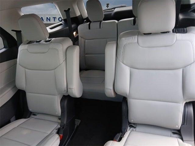 new 2025 Ford Explorer car, priced at $43,500