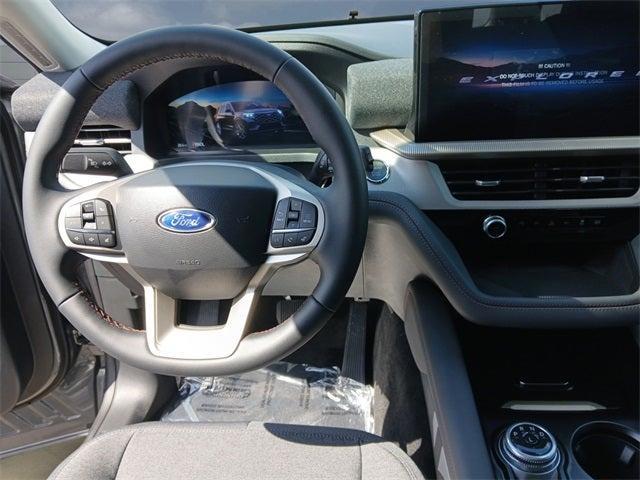 new 2025 Ford Explorer car, priced at $39,581