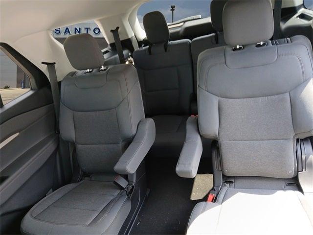 new 2025 Ford Explorer car, priced at $39,581