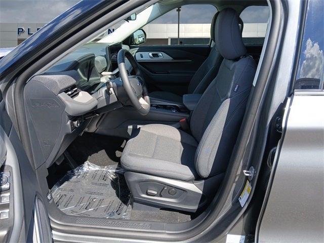 new 2025 Ford Explorer car, priced at $39,581