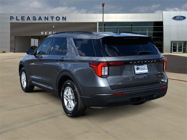 new 2025 Ford Explorer car, priced at $39,581