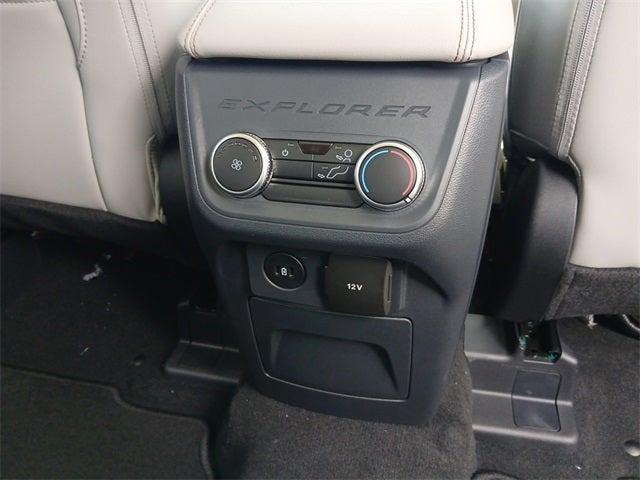 new 2025 Ford Explorer car, priced at $42,250