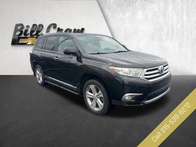 used 2013 Toyota Highlander car, priced at $14,000