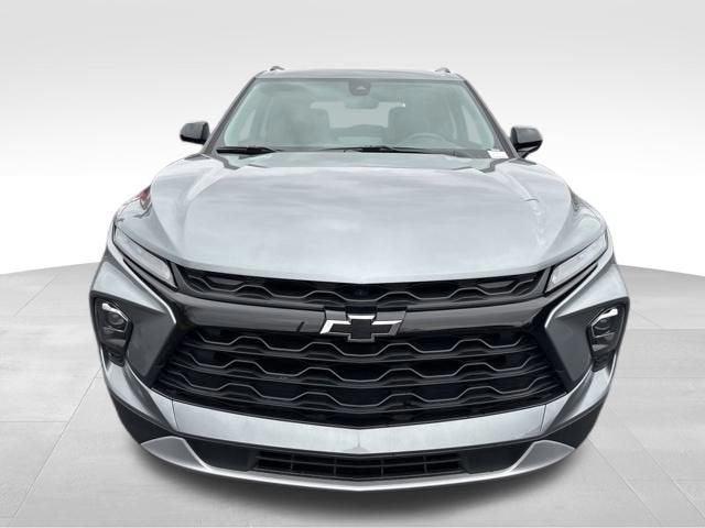 new 2025 Chevrolet Blazer car, priced at $40,605